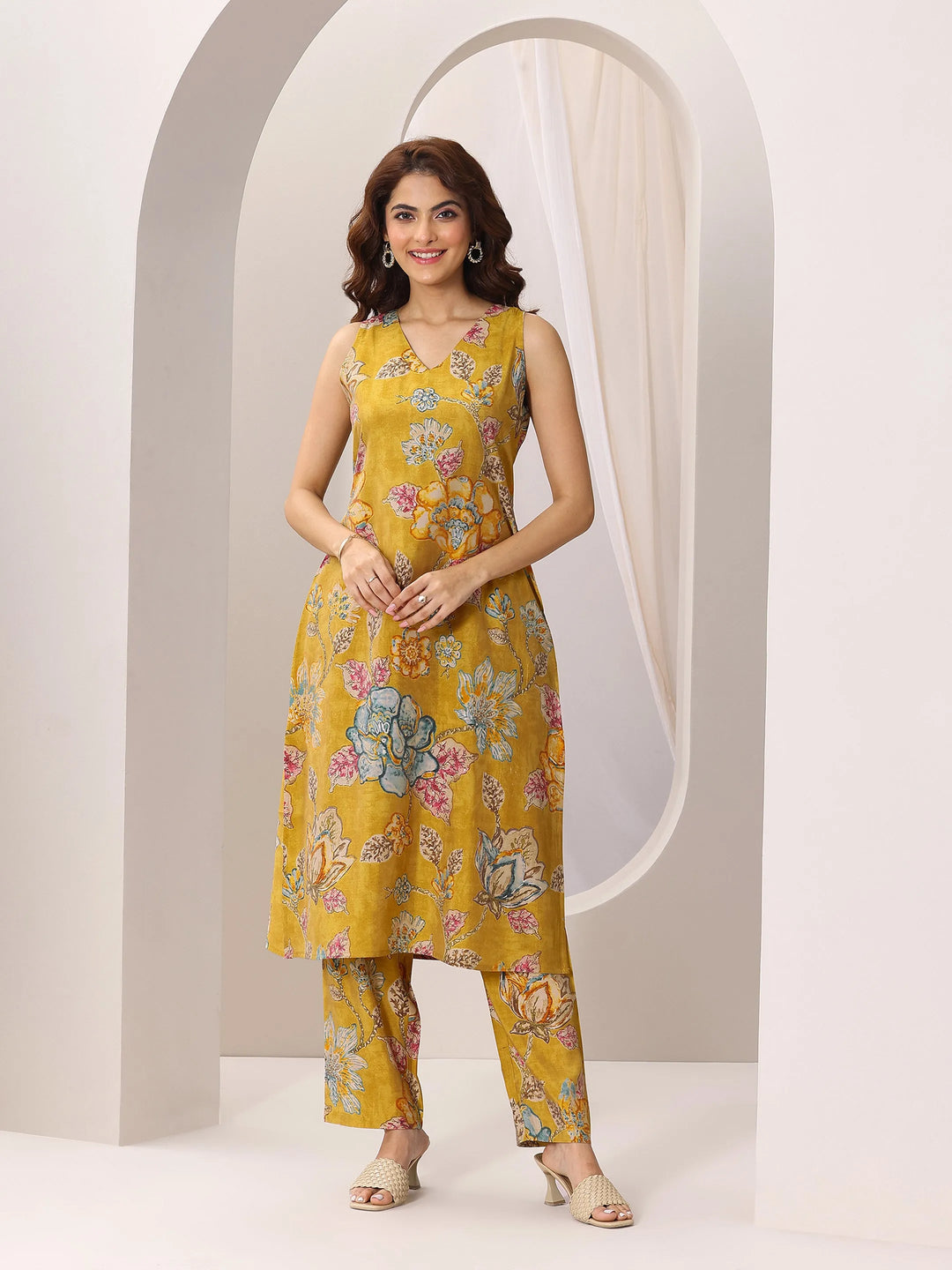  Mustard Printed Silk Blend Straight Kurta Set 