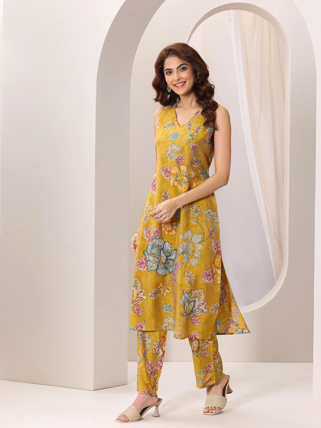  Mustard Printed Silk Blend Straight Kurta Set 