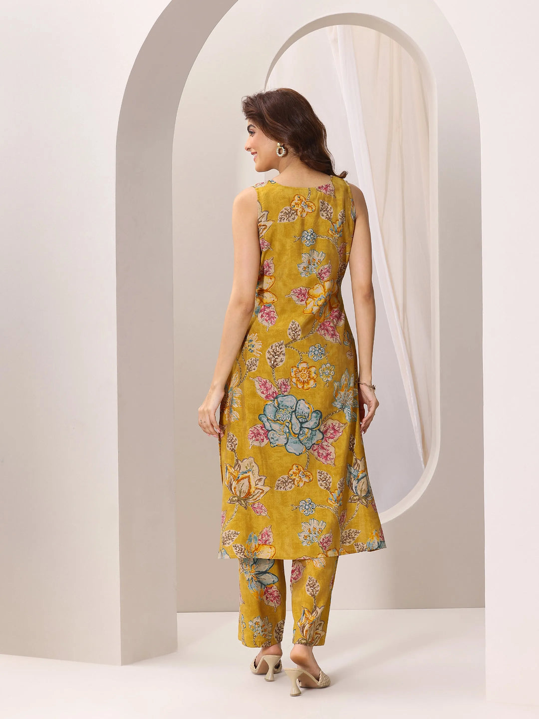  Mustard Printed Silk Blend Straight Kurta Set 