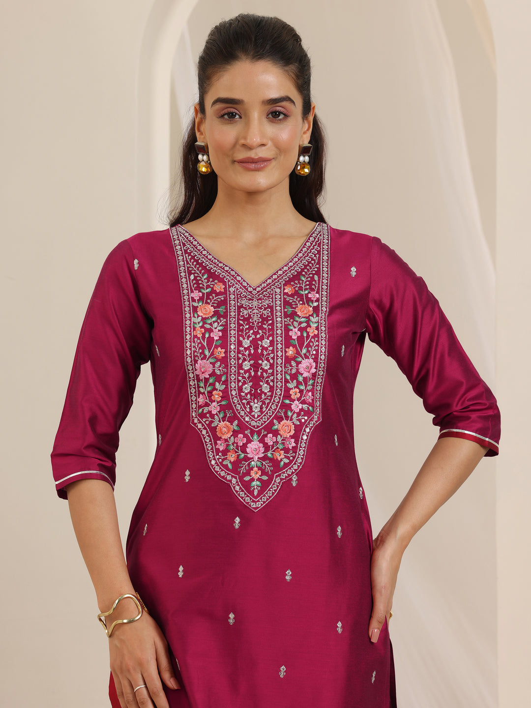  Pink Embroidered Silk Blend Straight Suit Set With Dupatta 