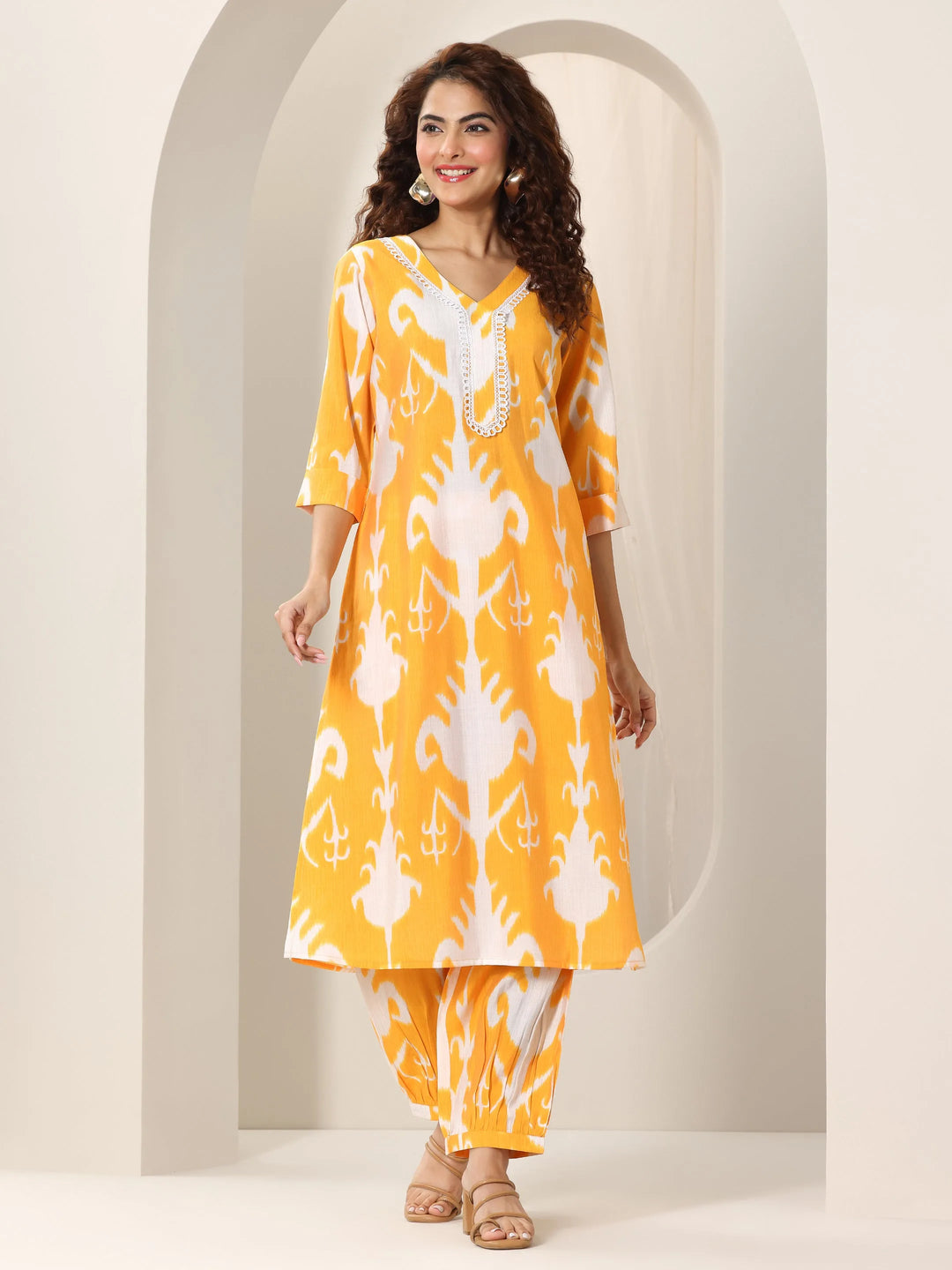  Mustard Printed Silk Blend Straight Kurta Set 