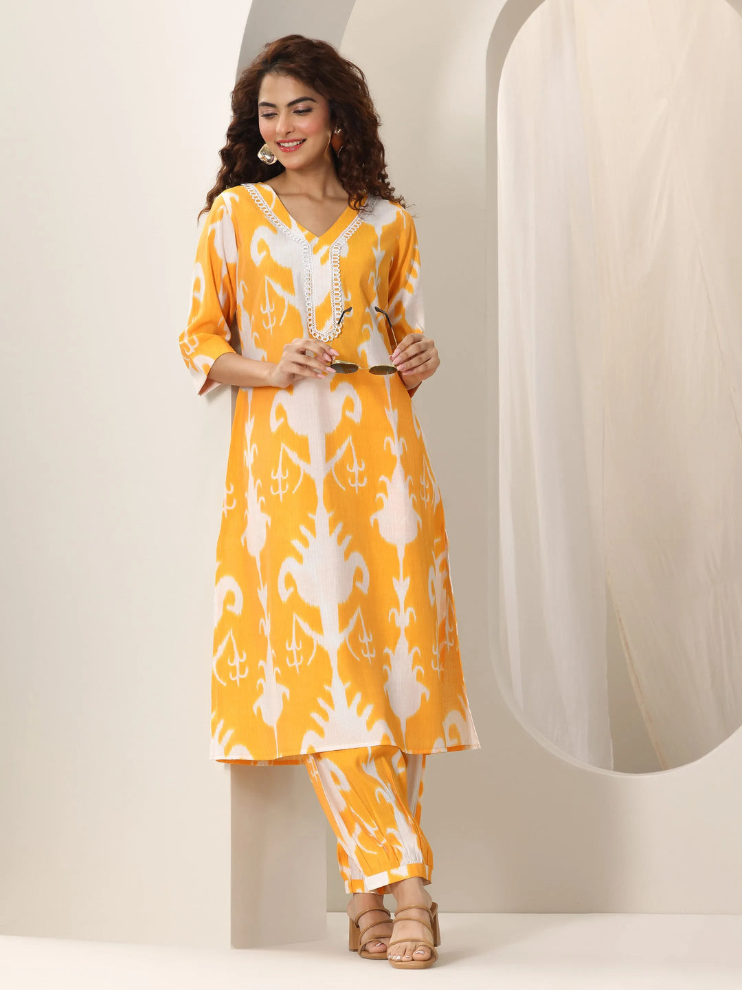  Mustard Printed Silk Blend Straight Kurta Set 