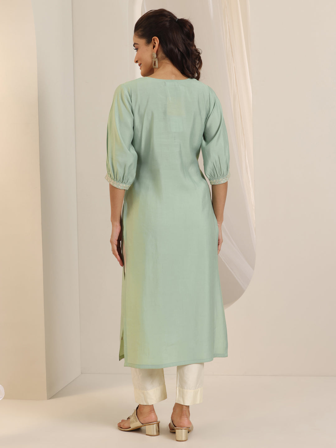  Green Embroidered Silk Straight Kurta 