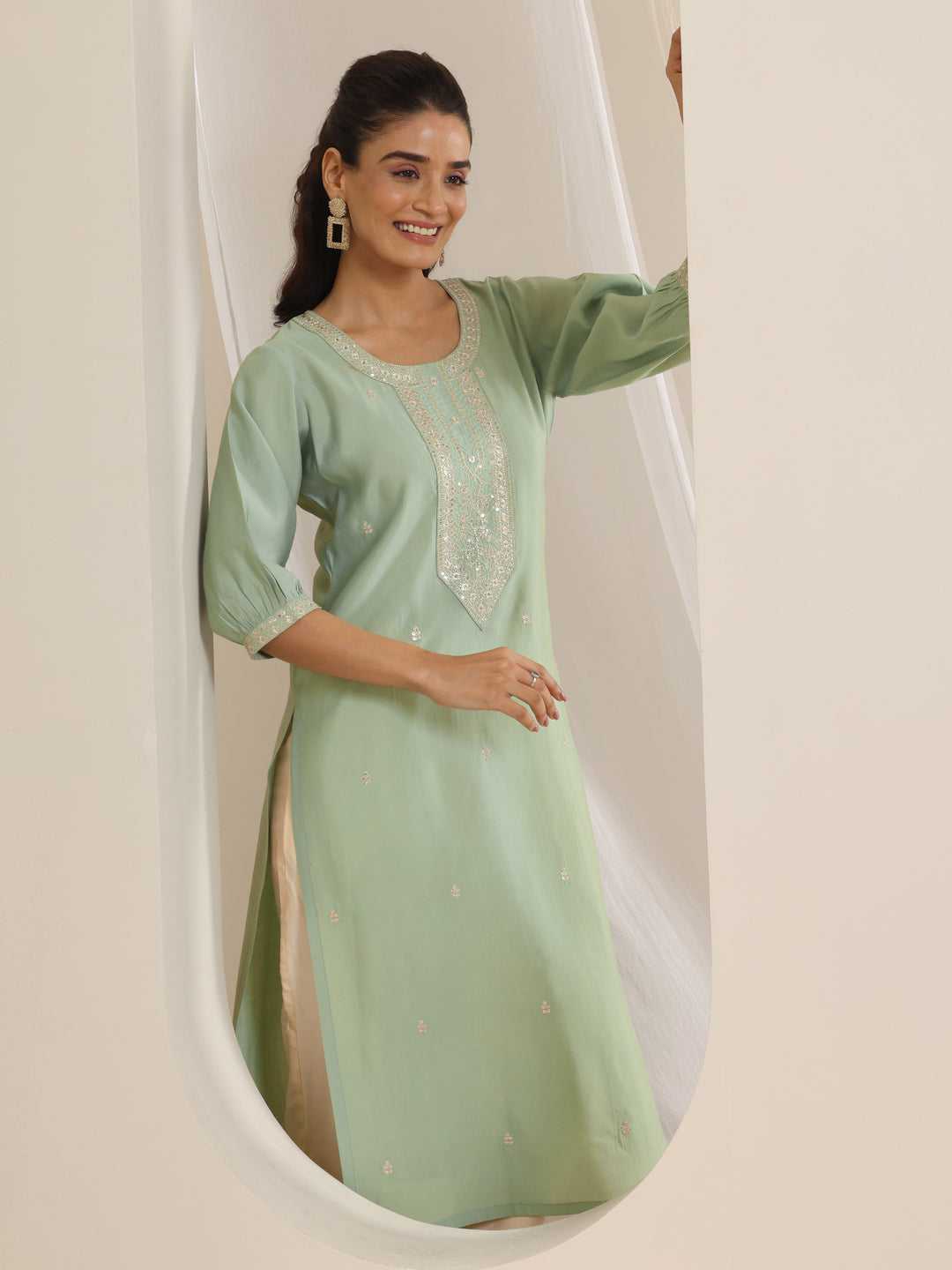  Green Embroidered Silk Straight Kurta 