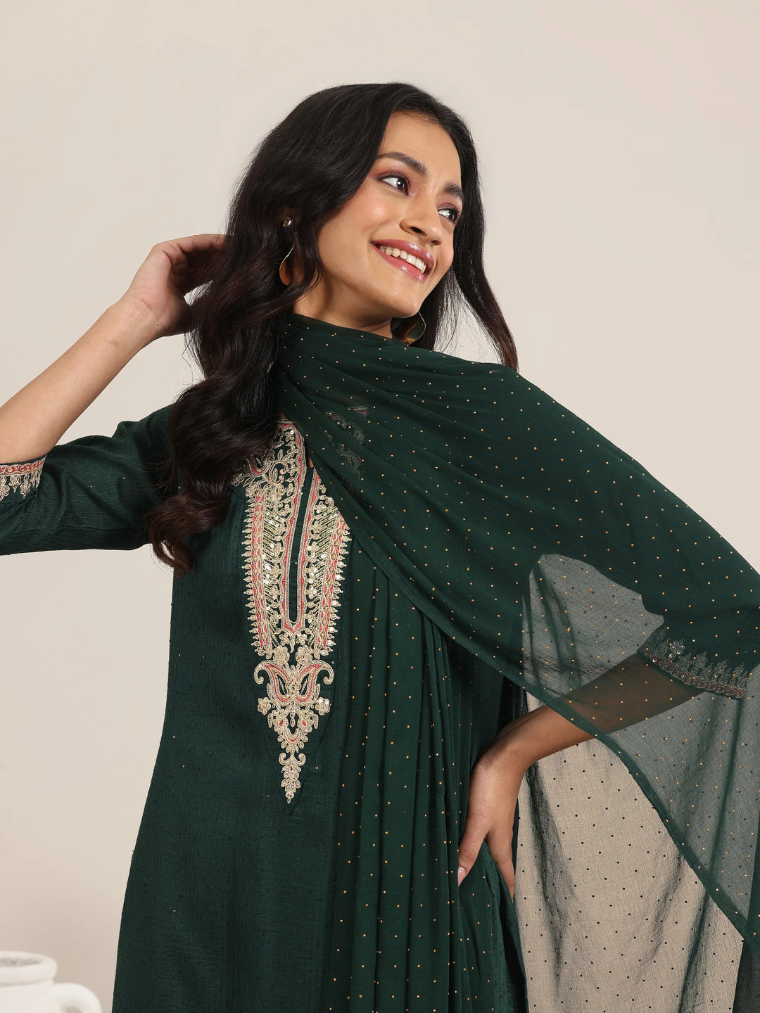  Green Yoke Deisgn Silk Blend Straight Suit With Dupatta 