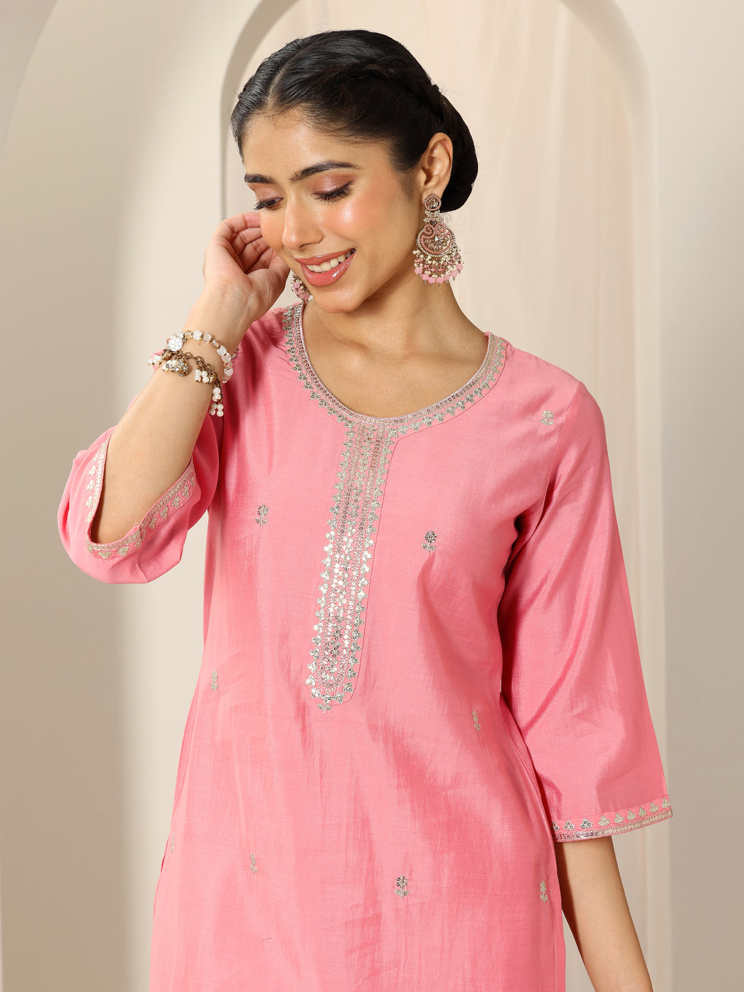  Peach Embroidered Silk Blend Straight Suit Set With Dupatta 