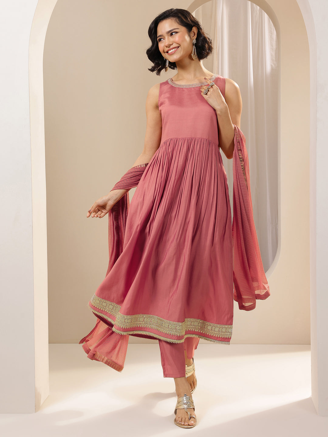  Peach Solid Silk Blend Anarkali Suit Sets With Dupatta 