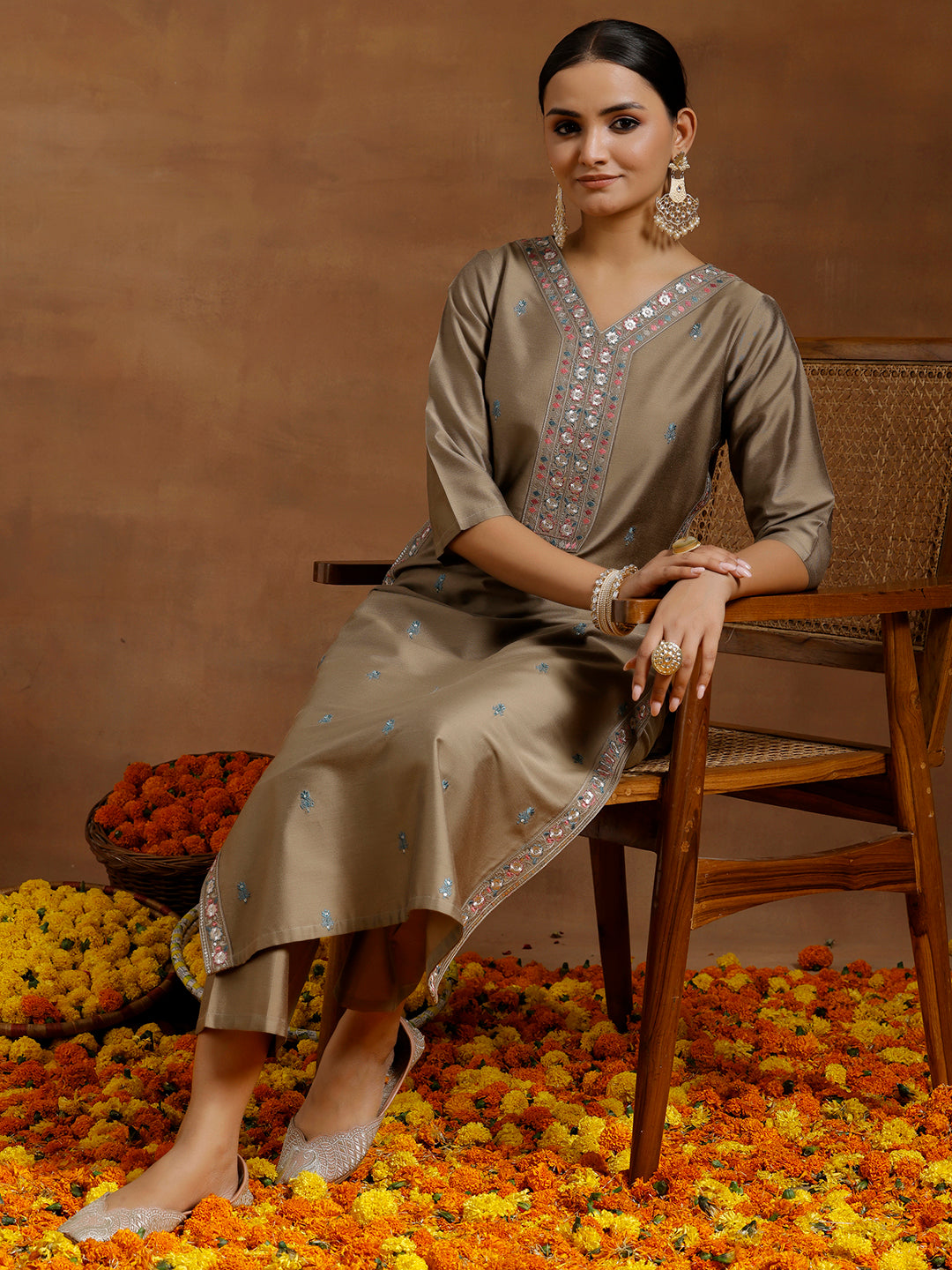 Gold Embroidered Silk Blend Straight Kurta Set