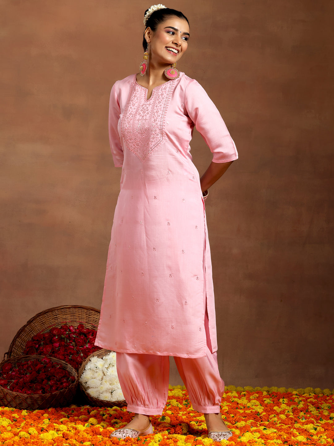  Pink Embroidered Silk Blend Straight Kurta Set 