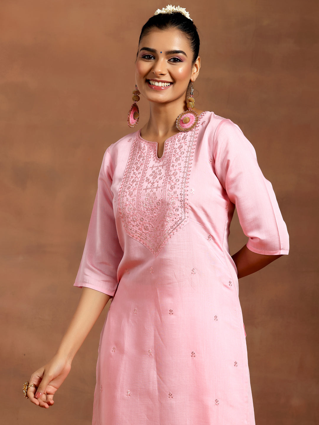  Pink Embroidered Silk Blend Straight Kurta Set 