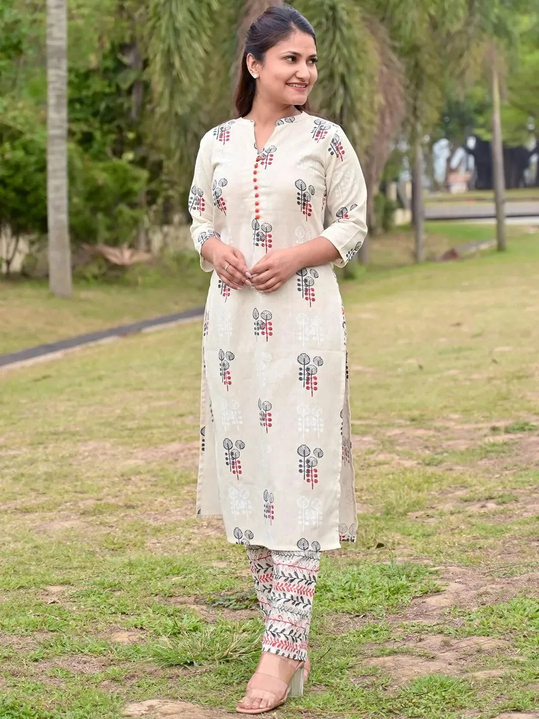 

Buy Off-White Printed Cotton Kurta Set -6313-XS | Libas Ethnic Wear Online