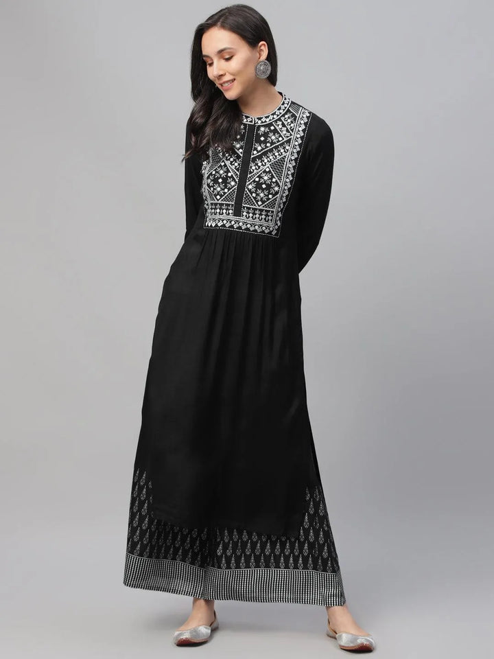 Black Embroidered Shantoon Kurta - Libas