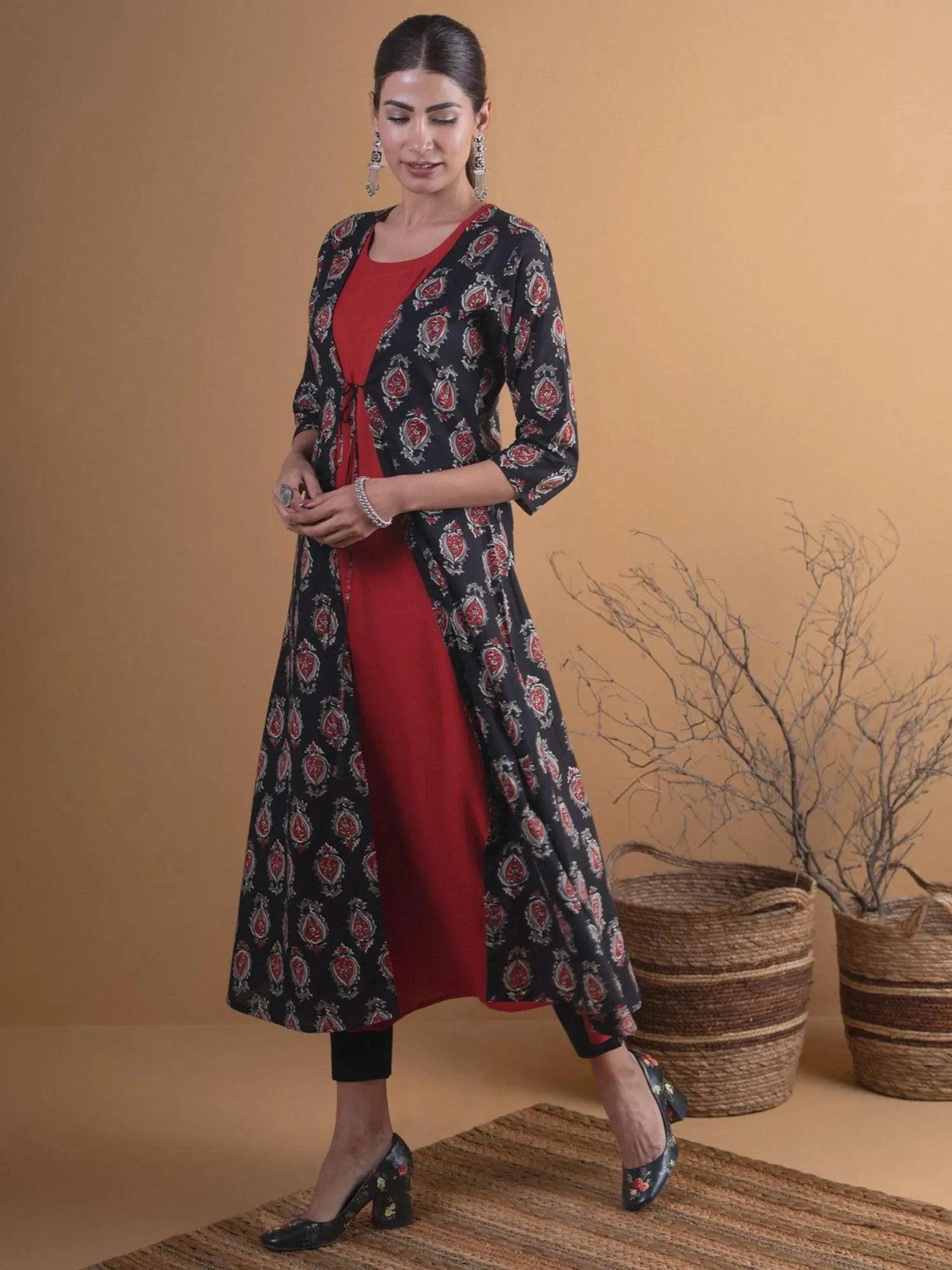 

Buy Black Printed Cotton Kurta With Jacket - 4711- | Libas Ethnic Wear Online