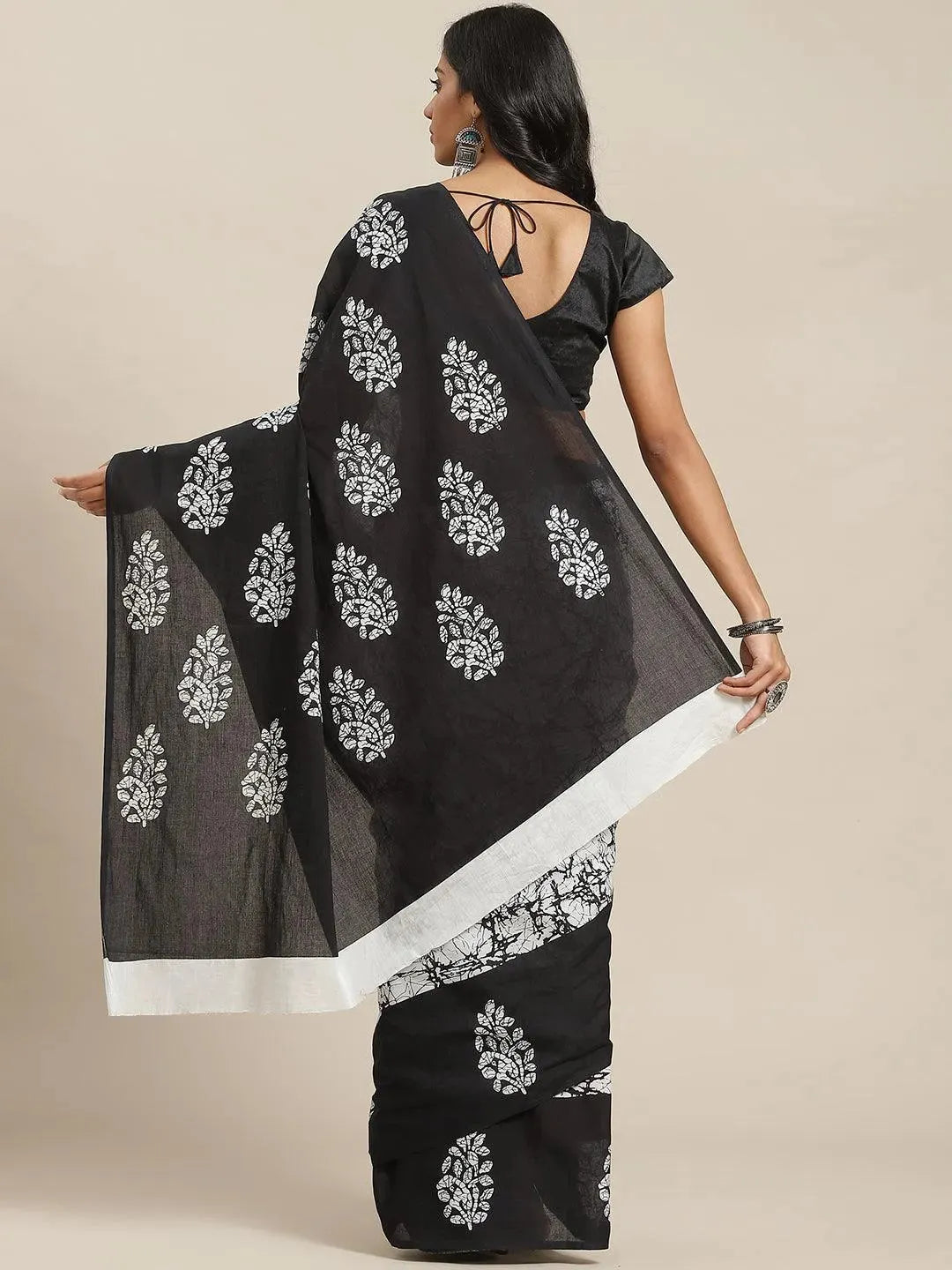 

Buy Black Printed Cotton Saree - 14635 | Libas Ethnic Wear Online