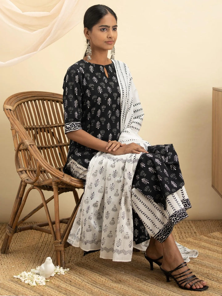 Black Printed Cotton Suit Set - Libas