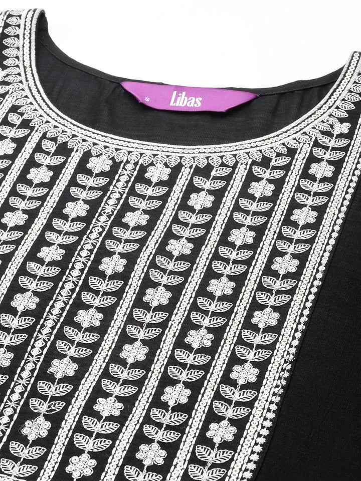 Black Yoke Design Silk Straight Kurta - Libas