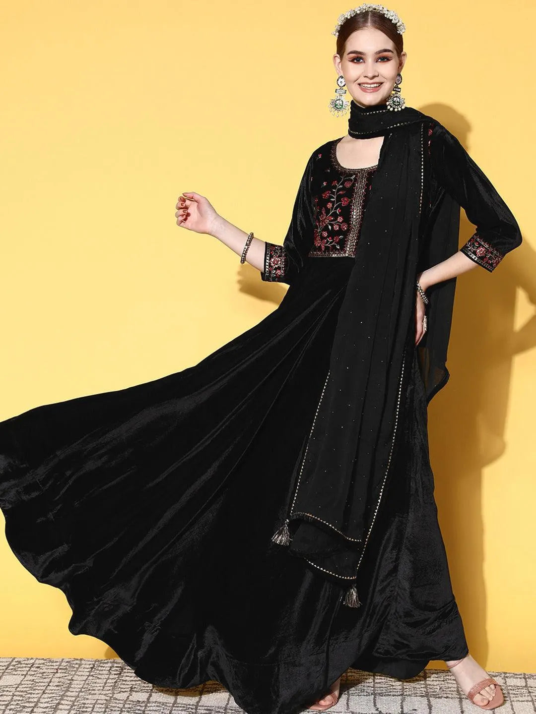 Black Yoke Design Velvet Anarkali Suit Set - Libas 