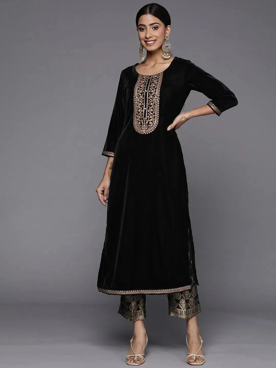 

Black Yoke Design Velvet Straight Kurta With Trousers