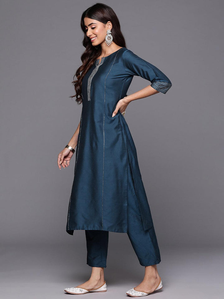 Blue Solid Silk Blend Straight Kurta With Trousers & Dupatta - Libas