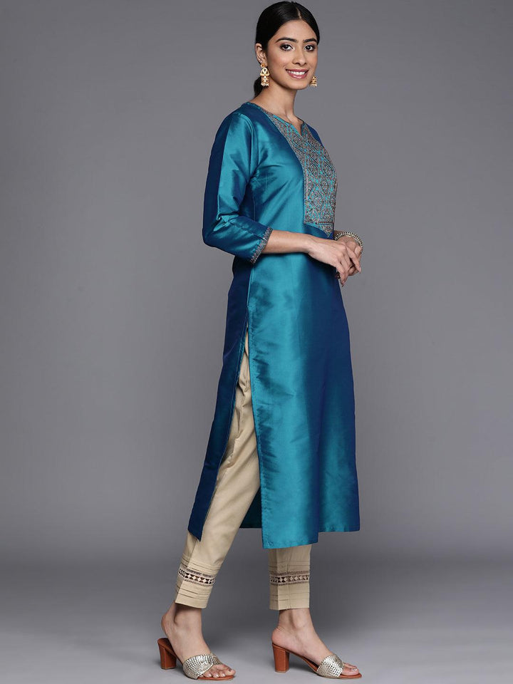 Blue Yoke Design Silk Straight Kurta - Libas