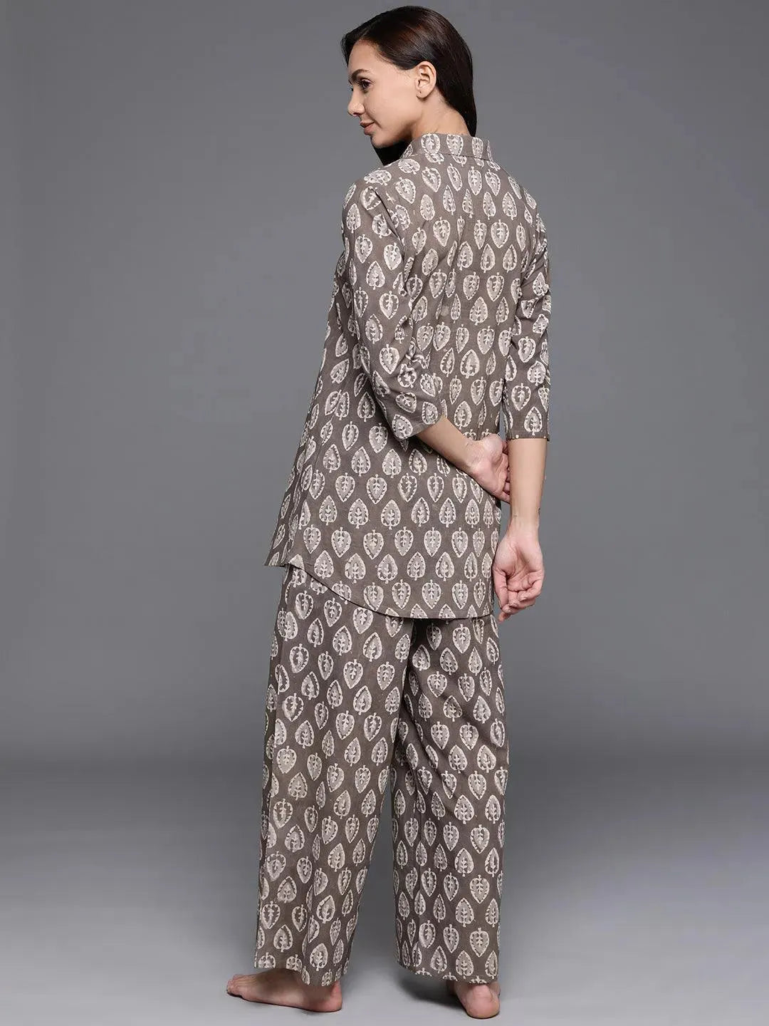 

Brown Printed Cotton Night Suit