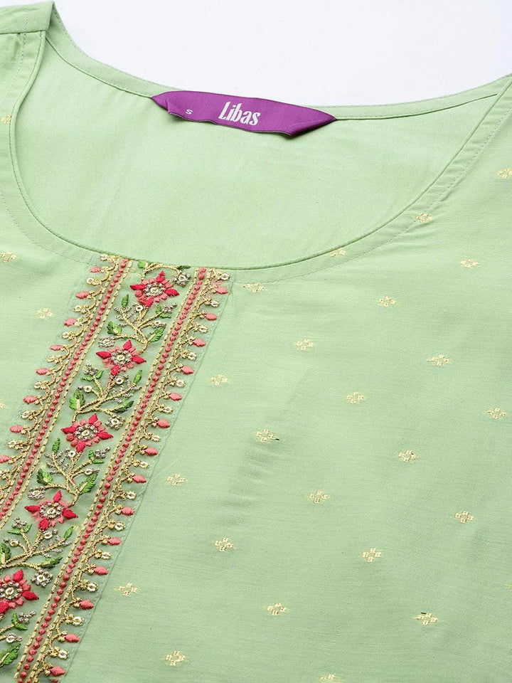 Green Embroidered Chanderi Silk Straight Kurta - Libas