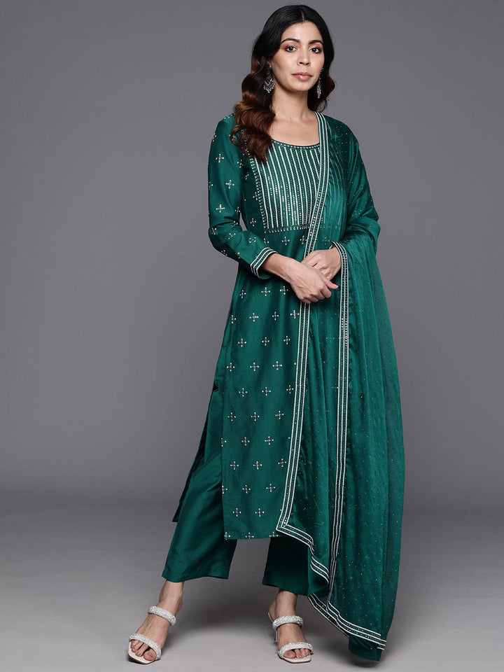 Green Embroidered Silk Blend Straight Kurta With Trousers & Dupatta - Libas