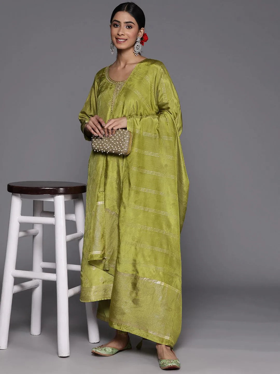 Green Embroidered Silk Blend Suit Set With Trousers - Libas