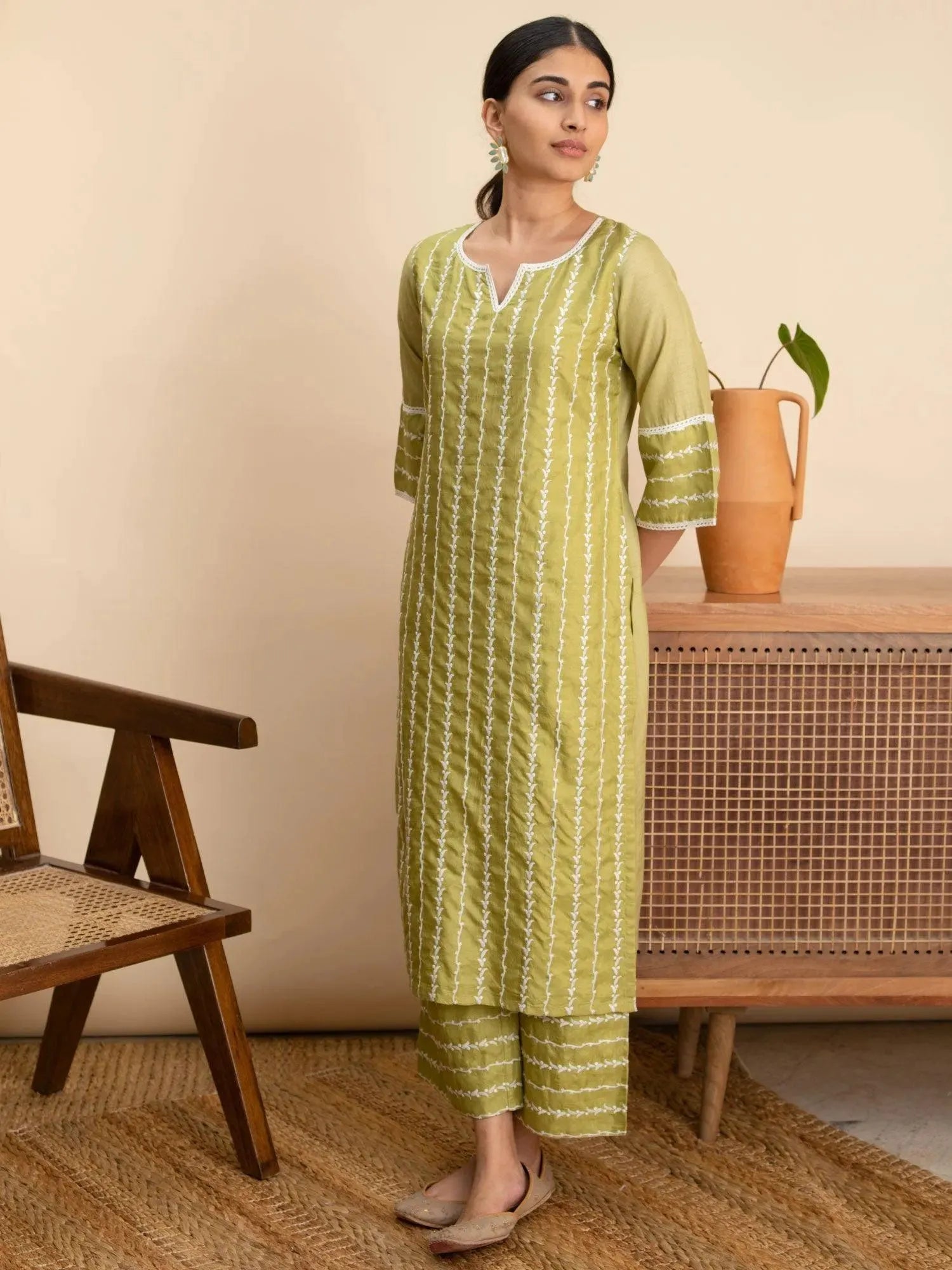 

Green Embroidered Silk Kurta