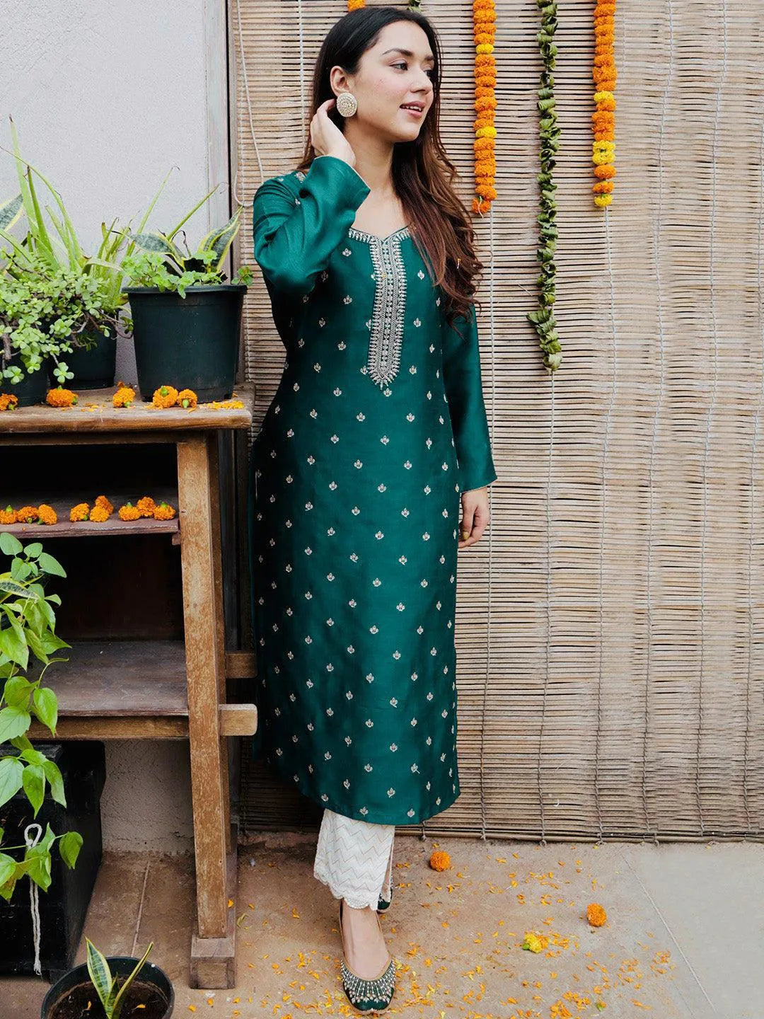 Green Embroidered Silk Straight Kurta - Libas 