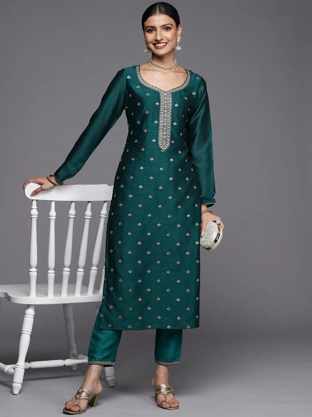 Green Embroidered Silk Straight Kurta - Libas