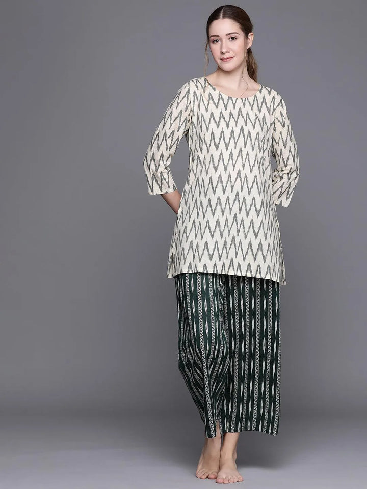 Green Printed Cotton Night Suit - Libas