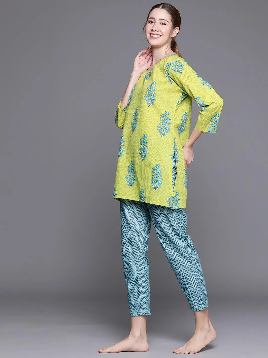 Green Printed Cotton Night Suit - Libas