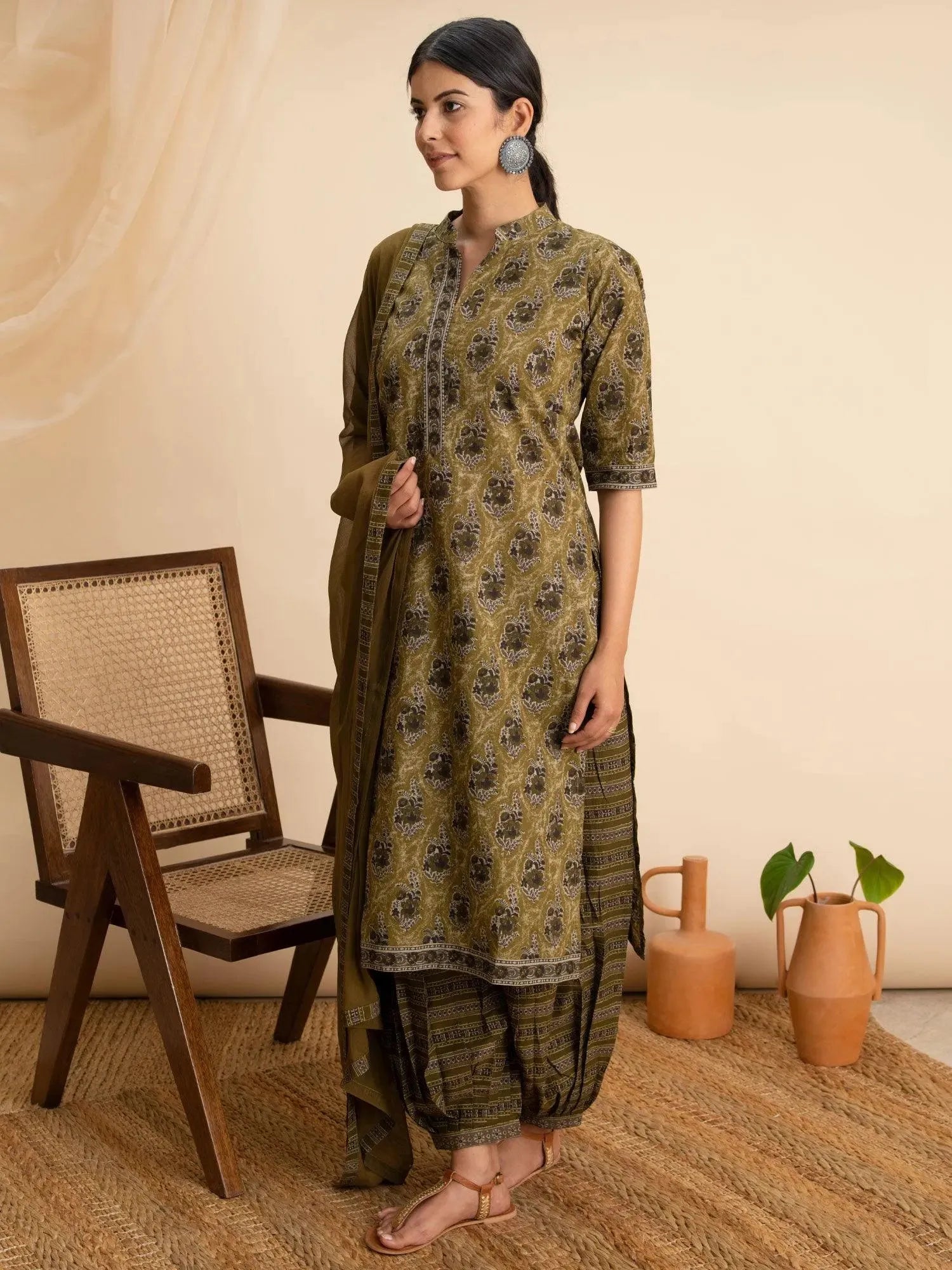 

Buy Green Printed Cotton Suit Set - 13053O-XS | Libas Ethnic Wear Online