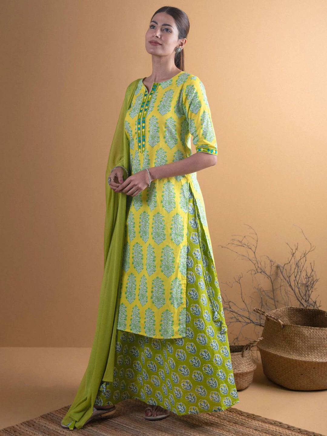 Green Printed Cotton Suit Set - Libas