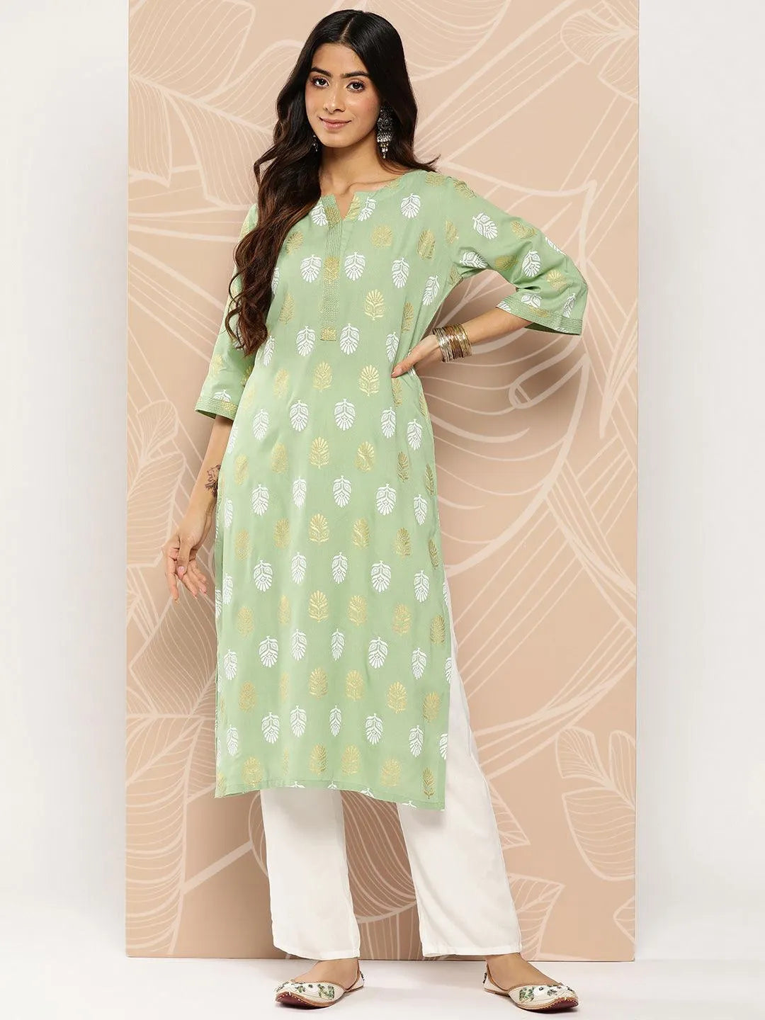 

Green Printed Rayon Straight Kurta