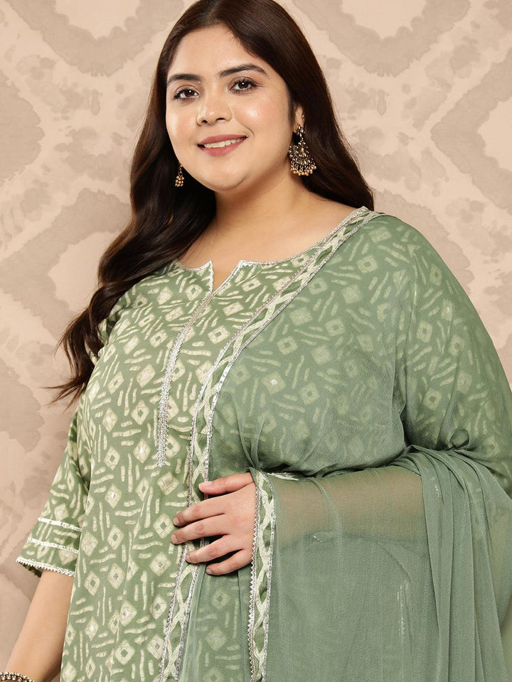 Green Printed Silk Blend Straight Kurta With Trousers and Dupatta - Libas