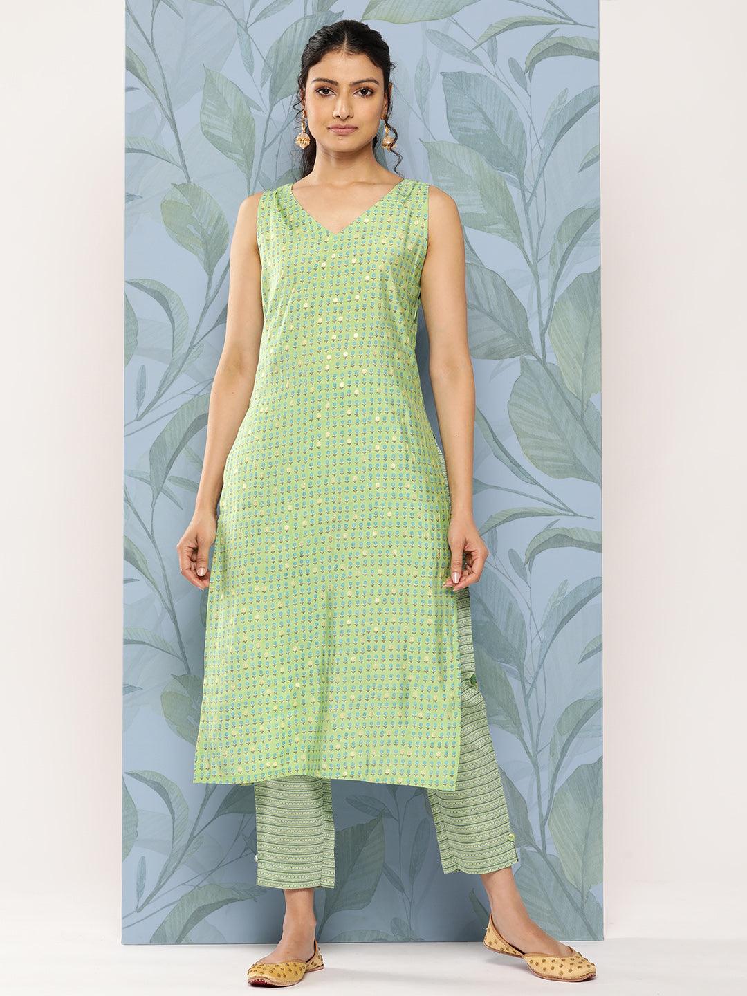 Green Printed Silk Blend Straight Kurta Set With Trousers - Libas