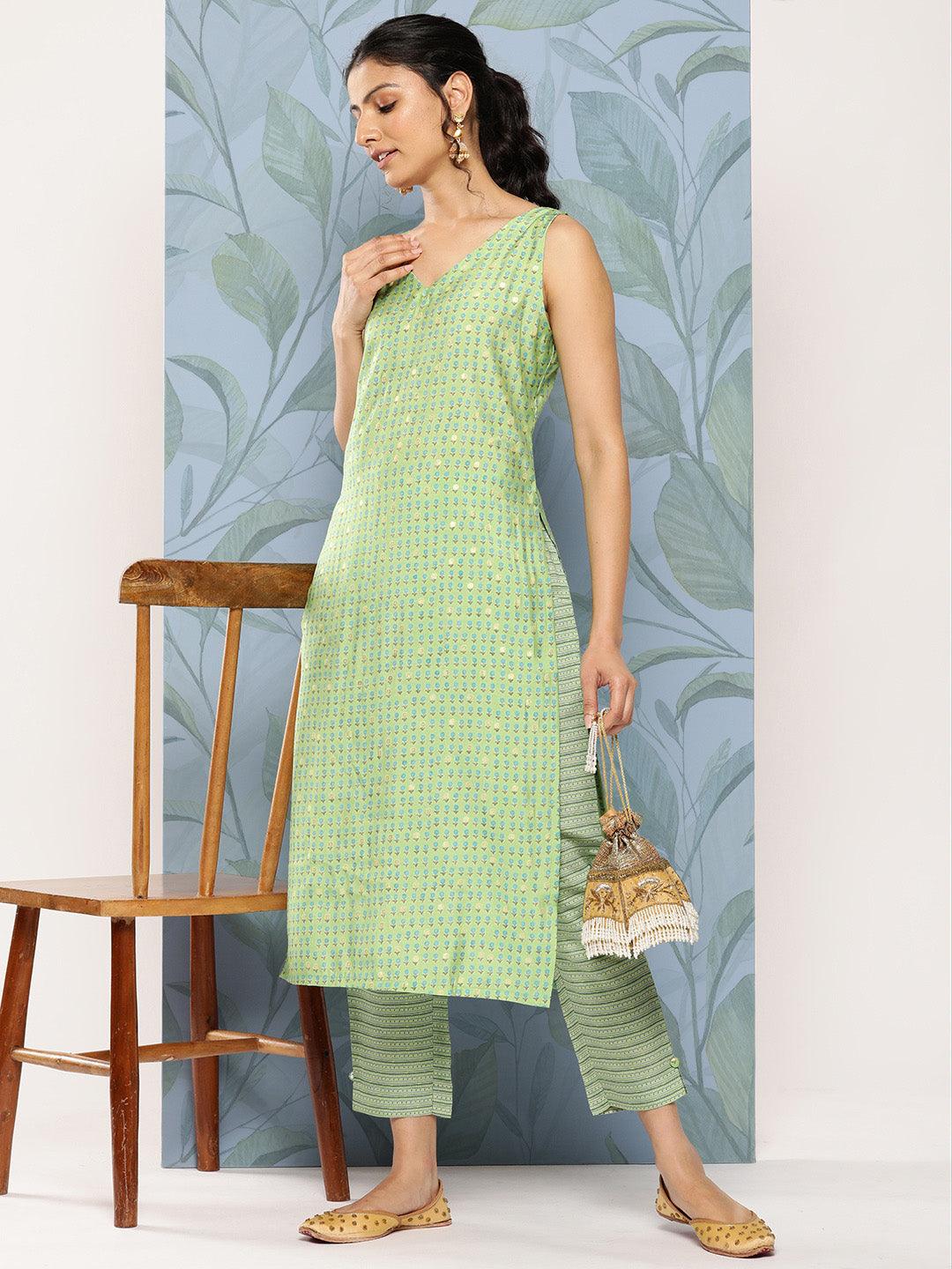 Green Printed Silk Blend Straight Kurta Set With Trousers - Libas