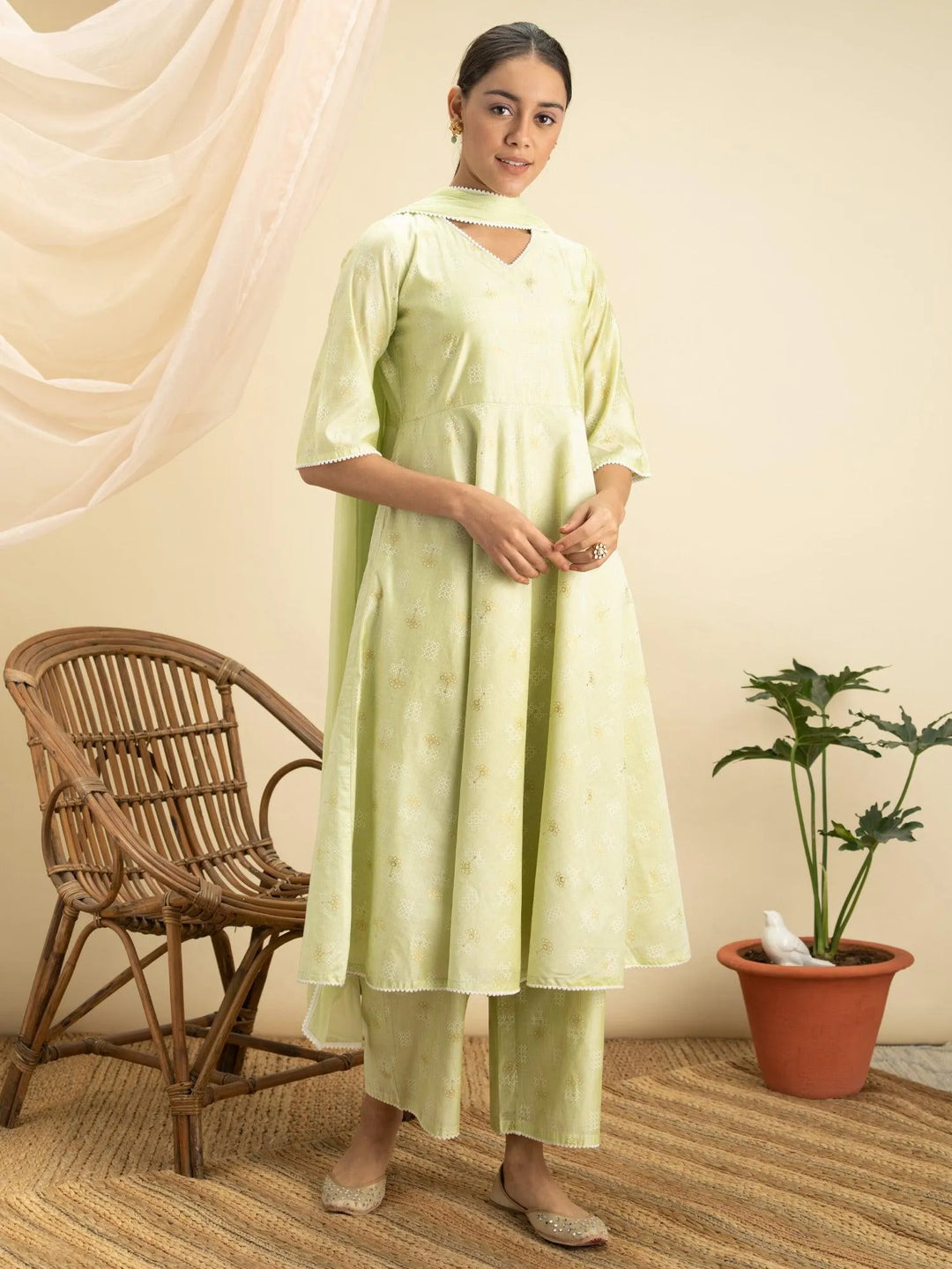 Green Printed Tussar Silk Suit Set - Libas 