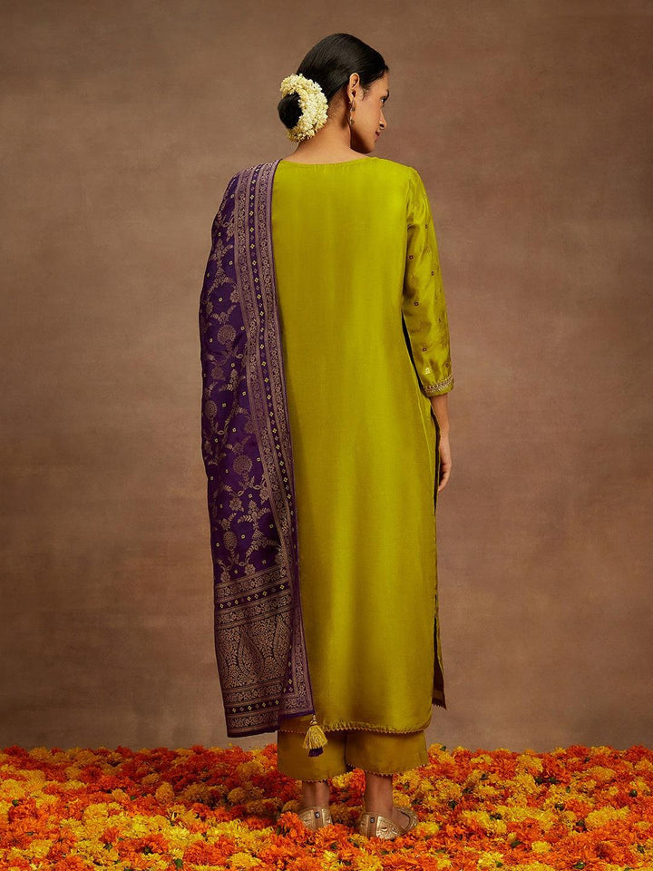 Green Self Design Silk Straight Kurta With Trousers & Dupatta - Libas