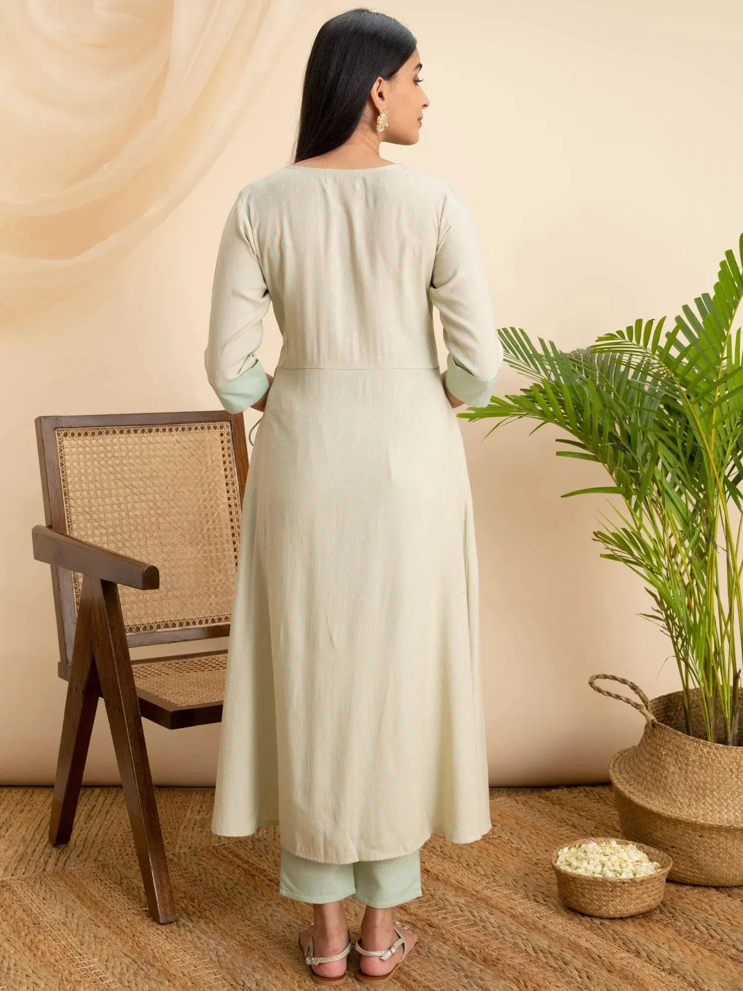 

Buy Green Woven Design Rayon Kurta - 12073O-XS | Libas Ethnic Wear Online