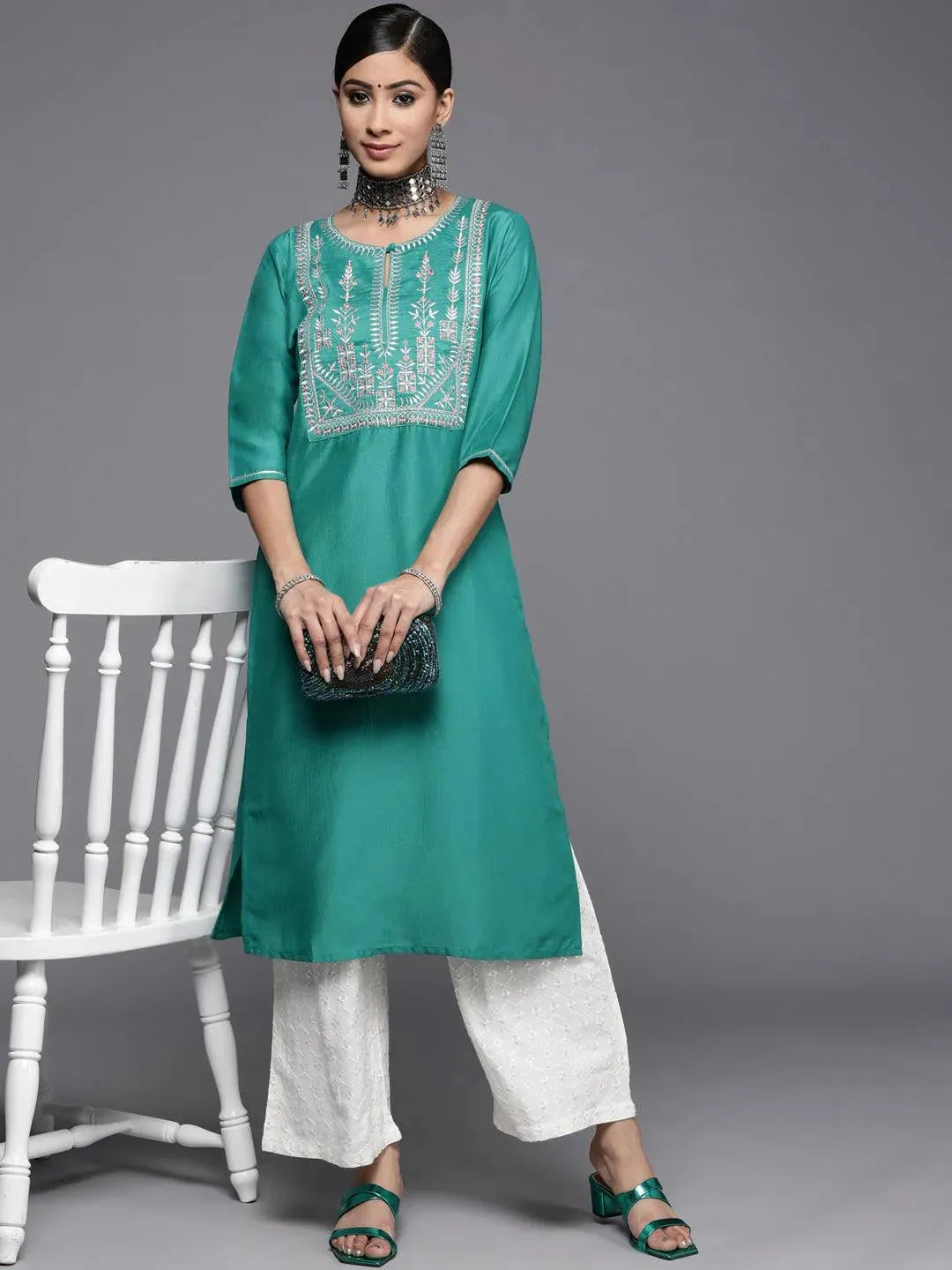 

Green Yoke Design Silk Kurta