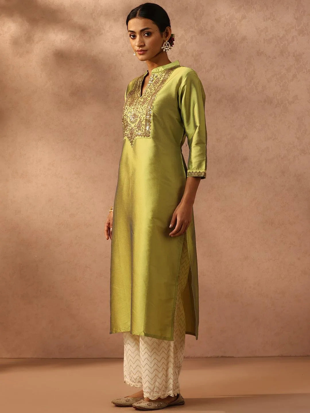 Green Yoke Design Silk Straight Kurta - Libas