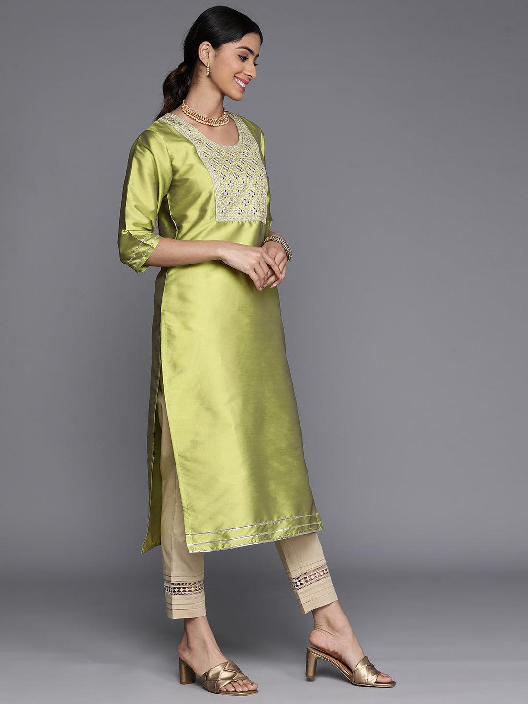 Green Yoke Design Silk Straight Kurta - Libas