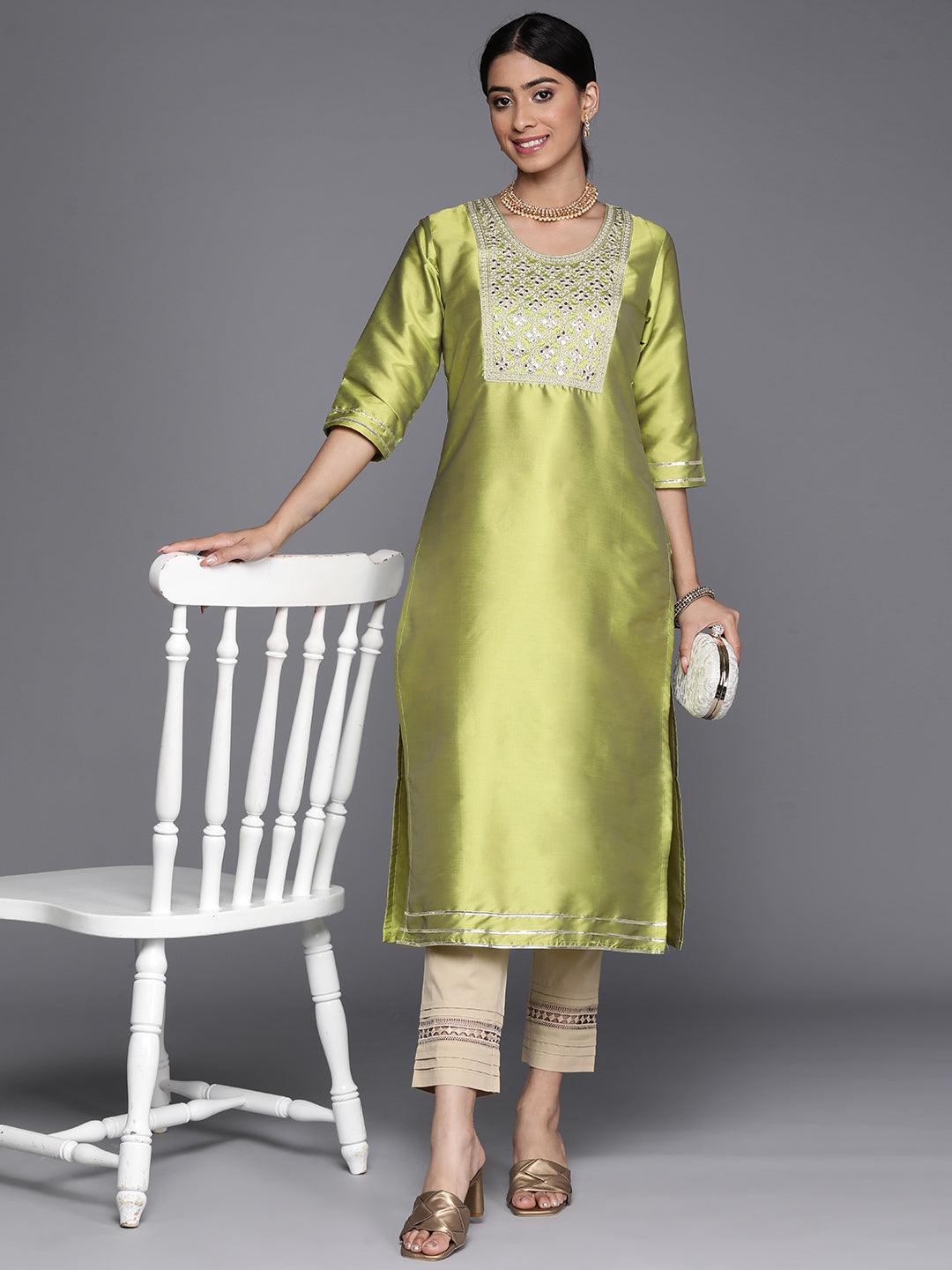 Green Yoke Design Silk Straight Kurta - Libas