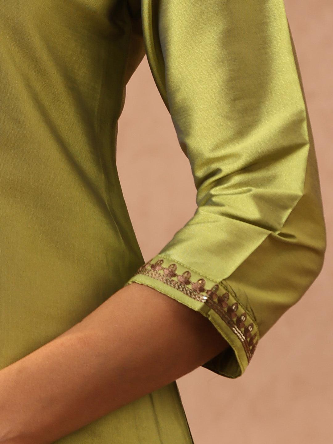 Green Yoke Design Silk Straight Kurta