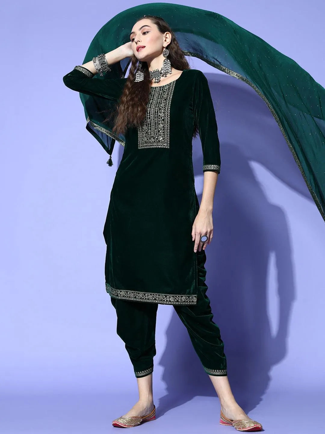 Green Yoke Design Velvet Straight Suit Set - Libas