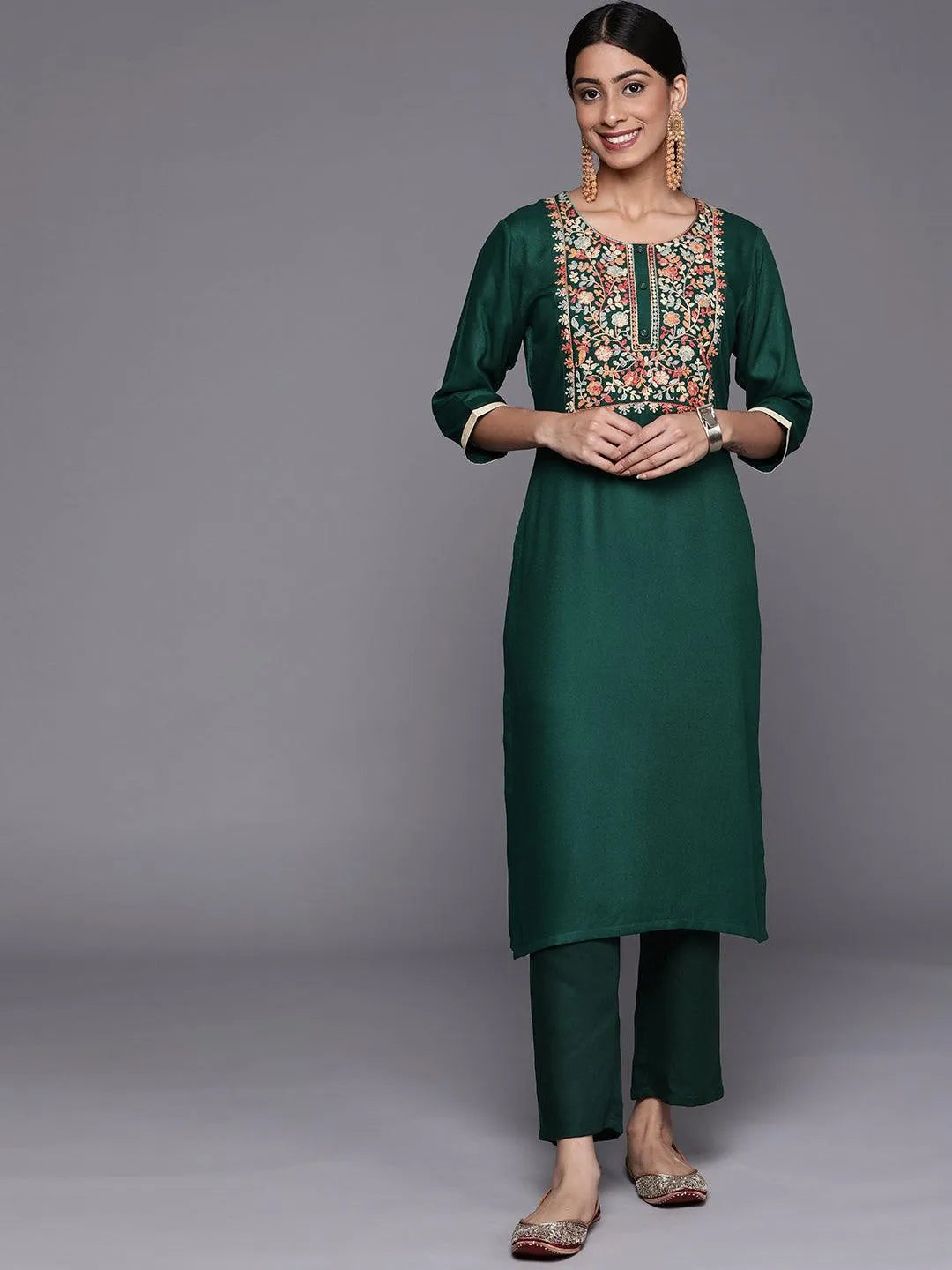 Green Yoke Design Wool Straight Kurta - Libas