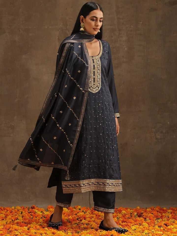 Grey Embroidered Silk Blend Suit Set With Trousers - Libas